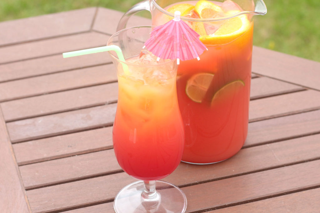 Dinner party drinks | Caribbean Rum punch